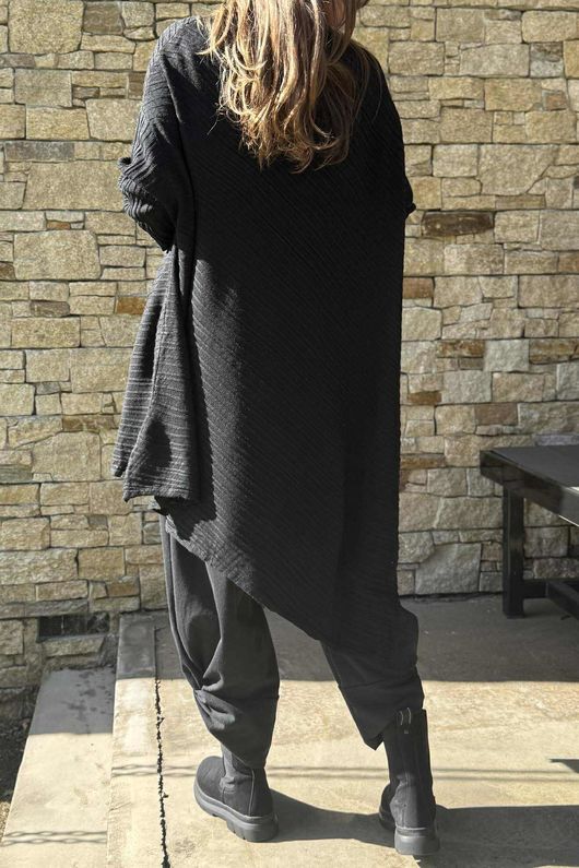Skarsgard Asymmetric Knit Tunic Black /24=